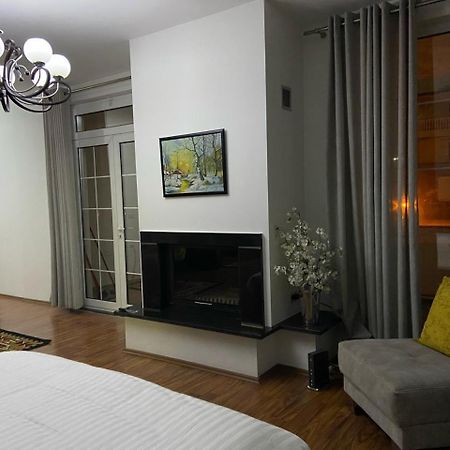 North Star Hostel شكودر المظهر الخارجي الصورة