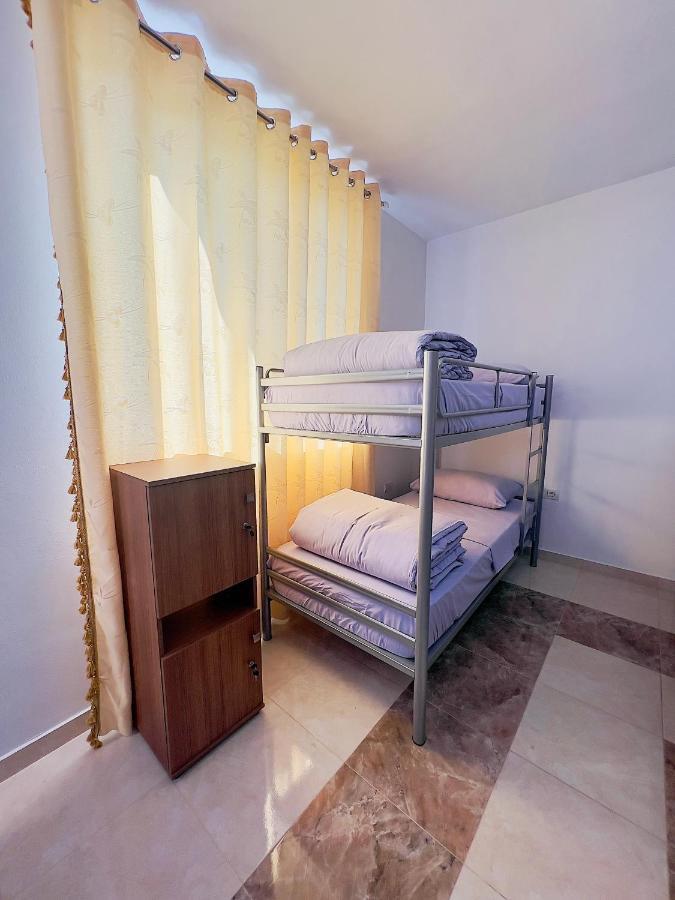 North Star Hostel شكودر المظهر الخارجي الصورة