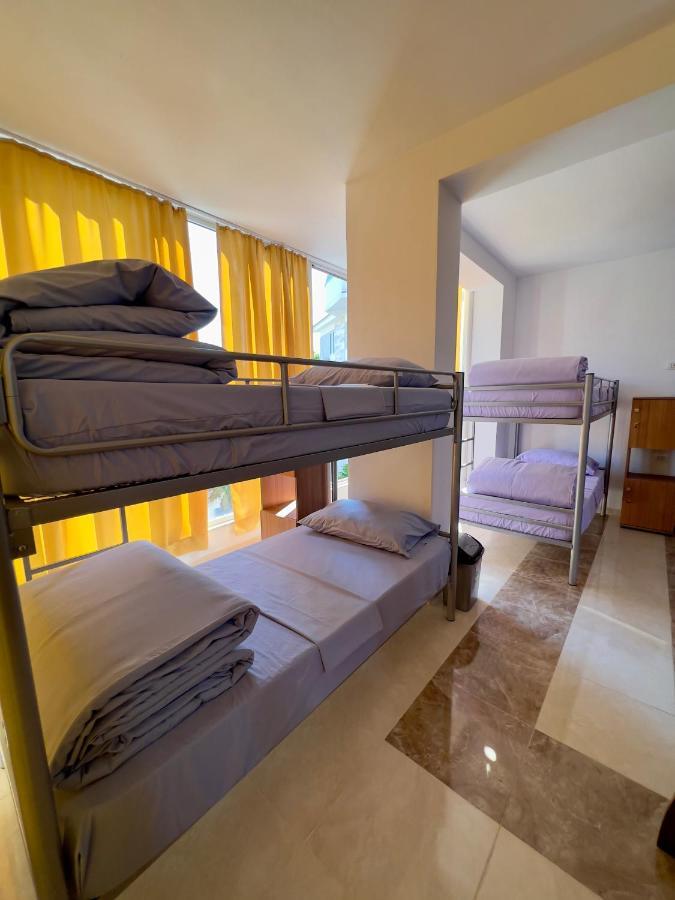 North Star Hostel شكودر المظهر الخارجي الصورة