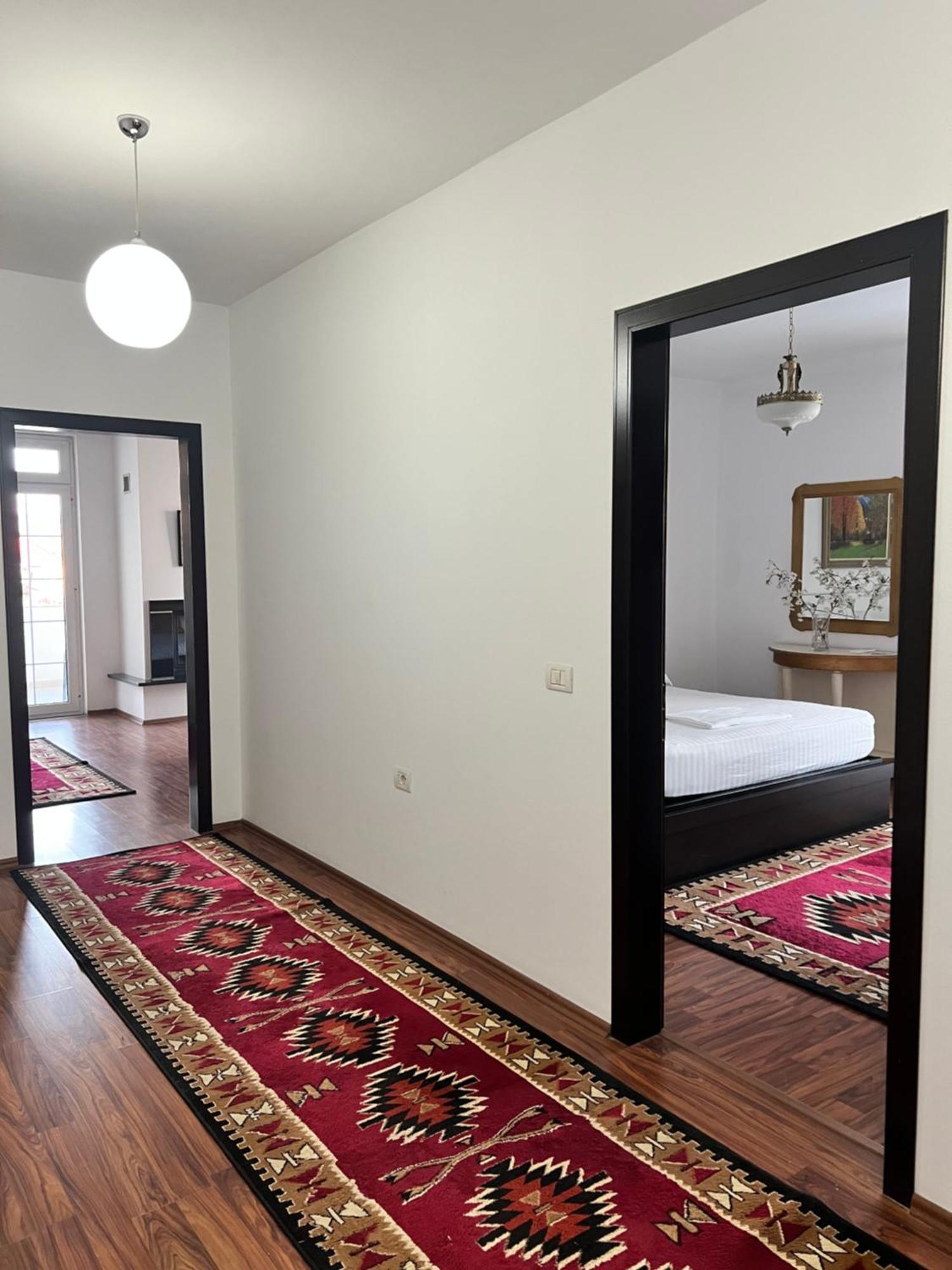 North Star Hostel شكودر المظهر الخارجي الصورة