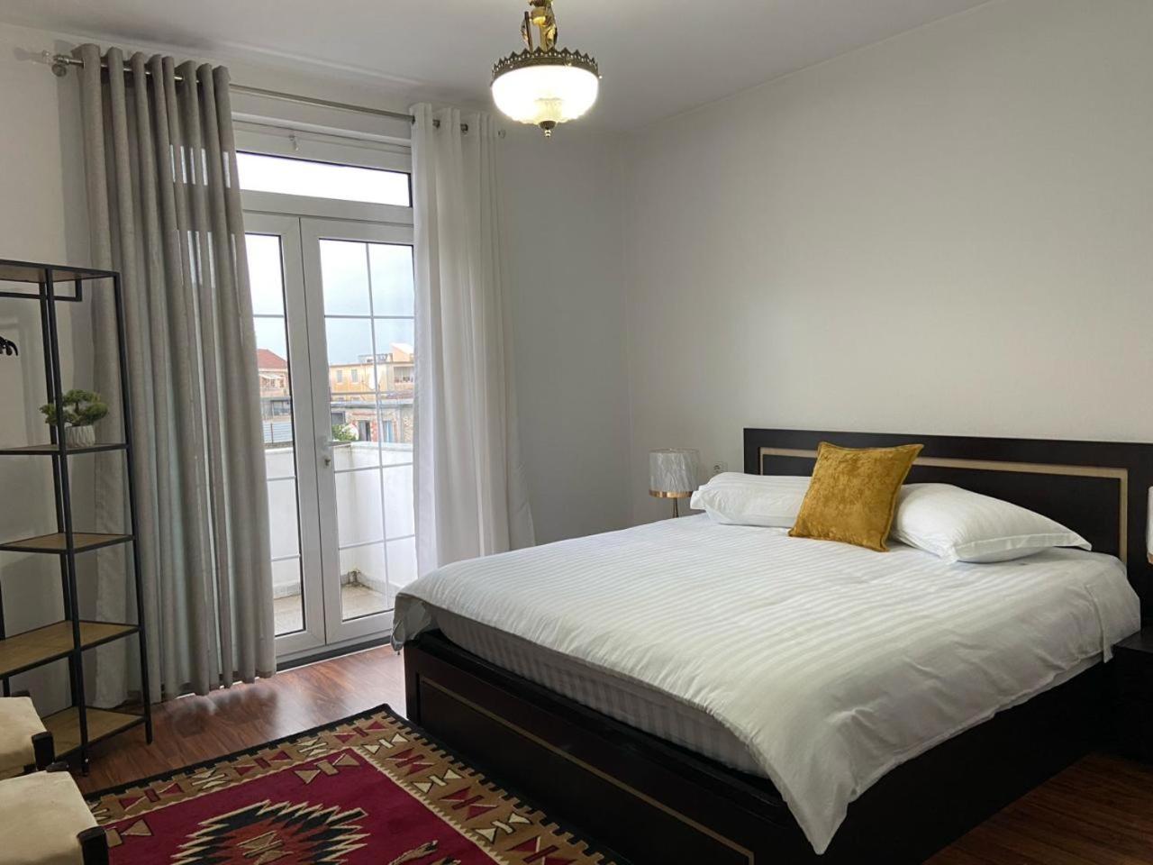 North Star Hostel شكودر المظهر الخارجي الصورة