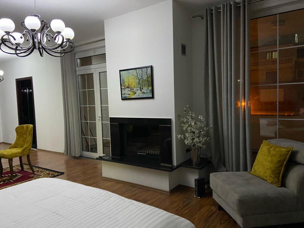 North Star Hostel شكودر المظهر الخارجي الصورة