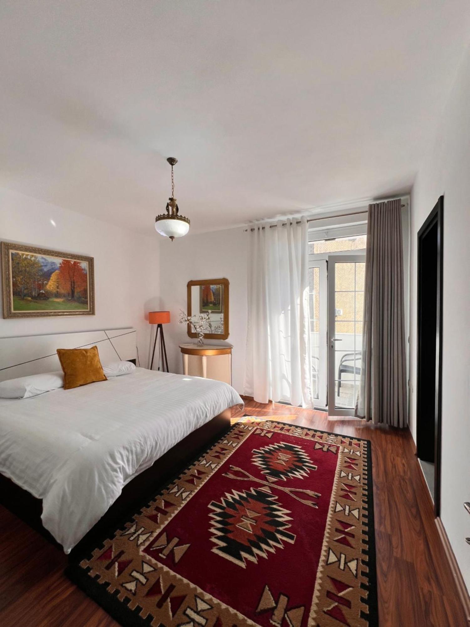 North Star Hostel شكودر المظهر الخارجي الصورة